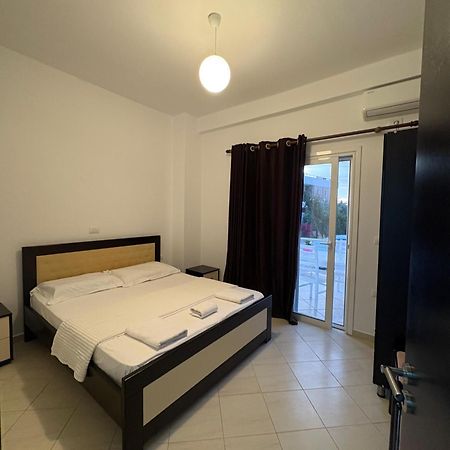 Xhonis Apartments Ksamil Eksteriør billede