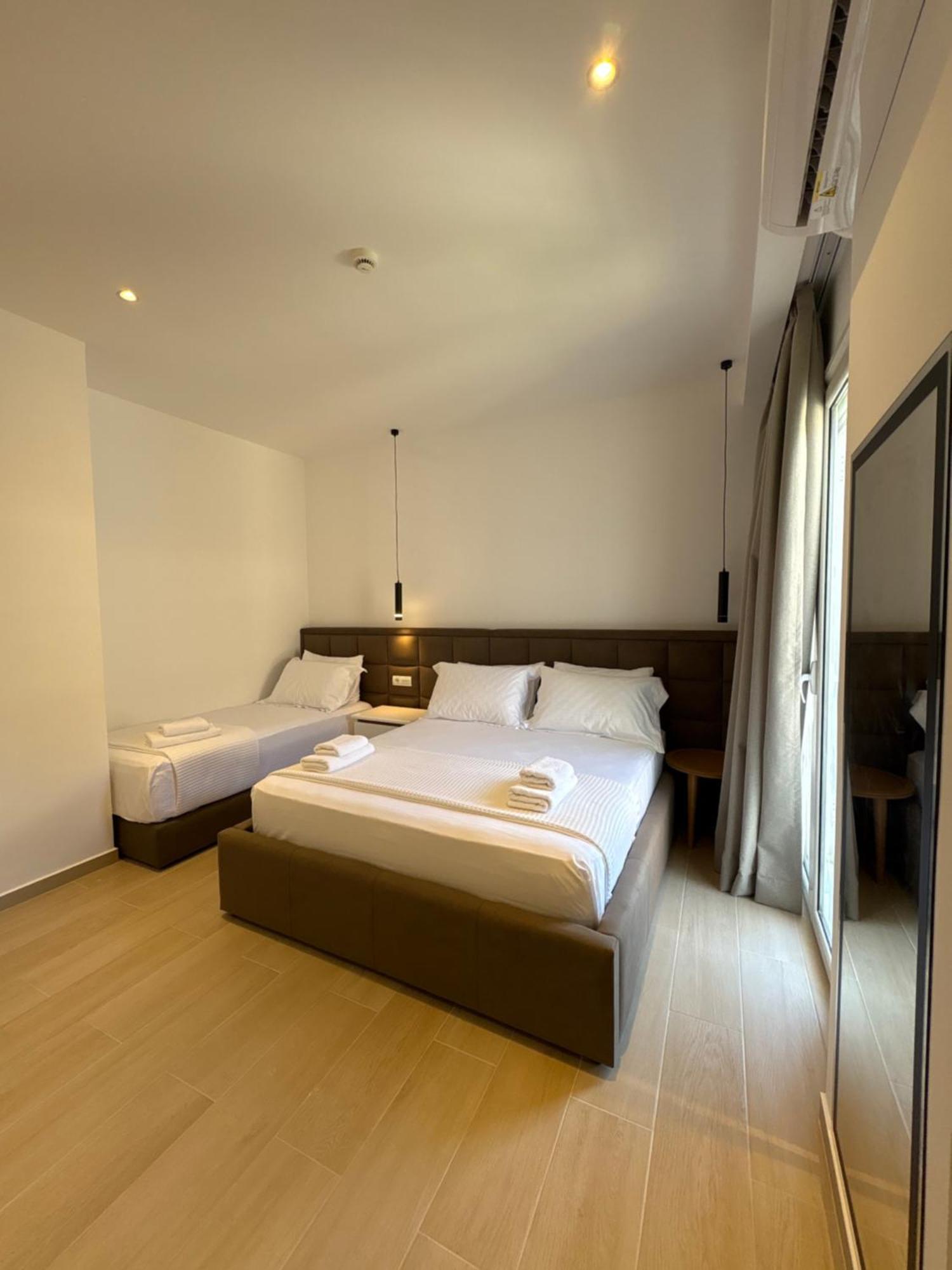 Xhonis Apartments Ksamil Eksteriør billede